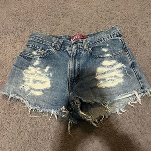 Levi’s Distressed Denim Shorts Size 27